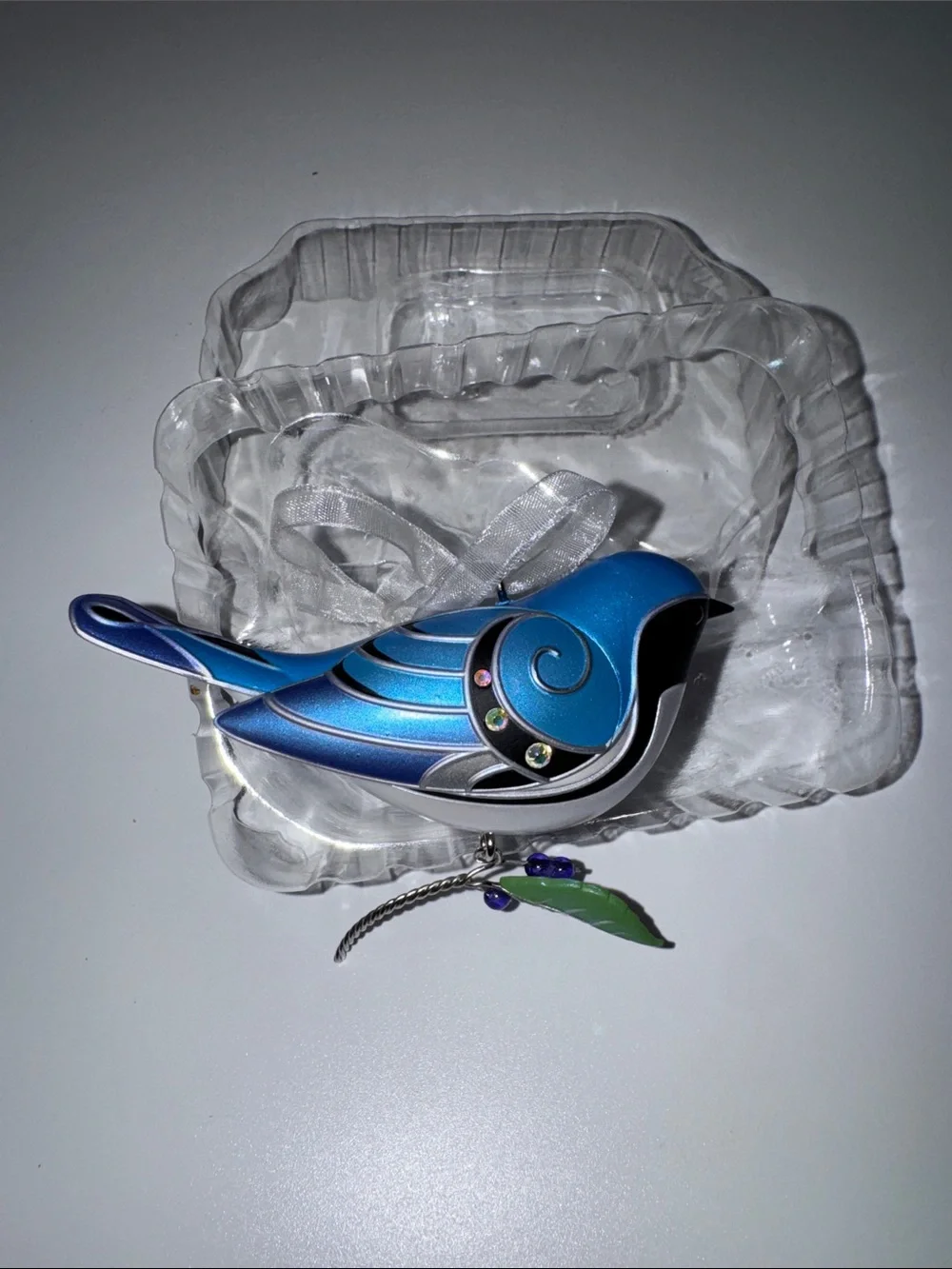 Hallmark Keepsake Ornament Black-Throated Blue Warbler bird ornament